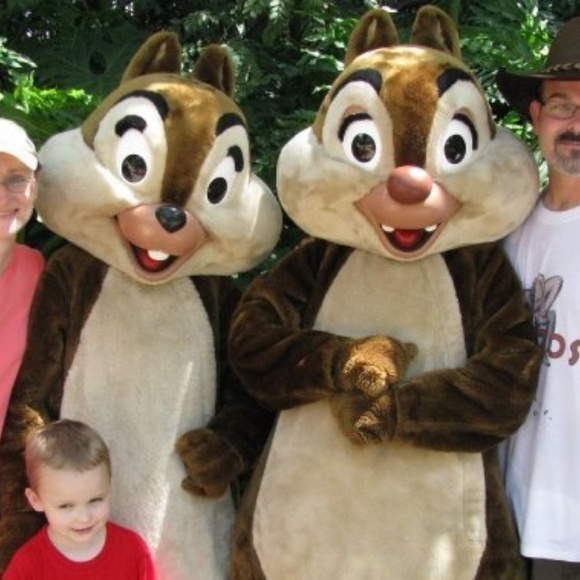 Meet your Posher, Anna & Jerimy - BattyBargains - Picture 6 of 9